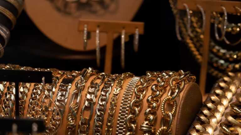 ¿Cómo saber si una cadena de oro es real?
